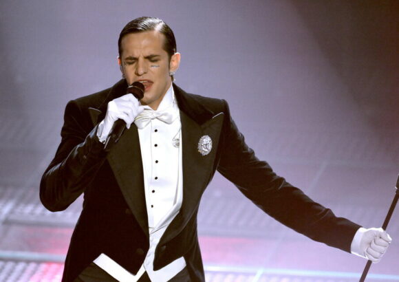 Achille Lauro torna all’Ariston: sarà co-conduttore della seconda serata di Sanremo 2026